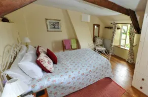 The Old Bakery (Sleeps 4. 2 Bedrooms) - Image 5