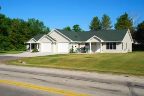 We provide condo units for daily, weekly, or monthly rental plans.  - Image 5