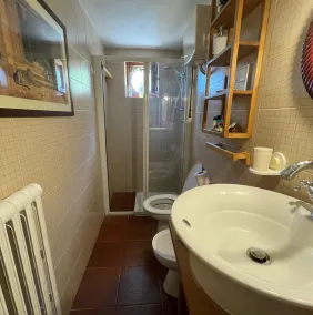 Detached cottage with pool - Image 2