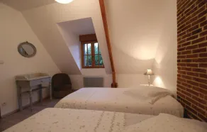 Belle maison de 2 chambres à Le. - Image 3