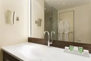 Hotel Ramada Pitesti - Image 5
