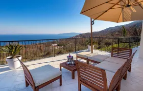 Stunning Home In Poljane - Image 3