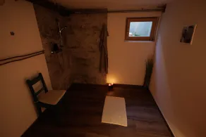 Alpenchalet, 190 qm, 3 bedrooms, 3 floors, big gardenarea, pets are welcome - Image 3