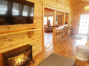 Bearbrook: A Cozy Mountain Cabin, hiking and outdoor adventures await you! - Image 3