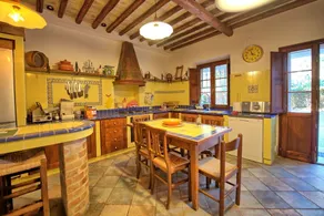Villa en Colonnella con 4 habitaciones, capacidad 10 - Image 4