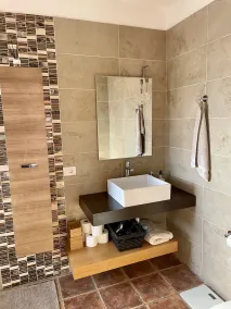 Spacious Villa in Quiet Location Close to Resorts - Image 2