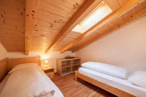 Ferienwohnung \"Tonigbauernhof Enzian\" mit Bergblick, Balkon & WLAN - Image 5