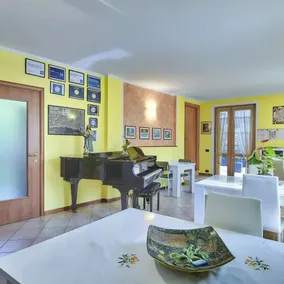 B&B Casa Della Musica Lake View - Image 5