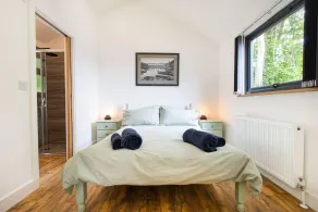 A Cornish Cabin in the Tamar Valley - Image 3