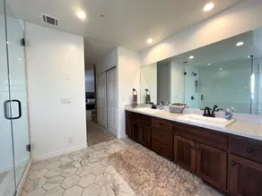 LAKEFRONT HOME- Spring Valley Lake - Hot Tub, Pool Table! - Image 4