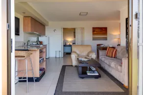 Moptops Apartment Batemans Bay - Image 3