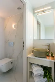 Beachfront villa with hot tub- breathtaking seaview - Image 4