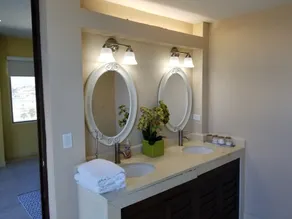 Beautiful  Beach FRONT CONDOMINIUM with the most amazing views of the ocean - Image 5