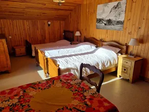 Grand chalet 11 pers, 4 chambres, Sud, proche ski - Image 5