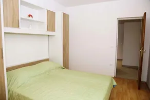 Holiday apartment with sea view - Image 3
