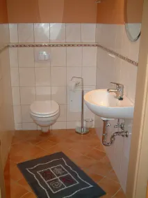 Thatched roof house-child friendly. large property, quiet location, living space 85 sqm. - Image 3