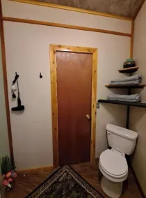 Bigfoot Inn -cabin with loft -near Illinois River - Image 3