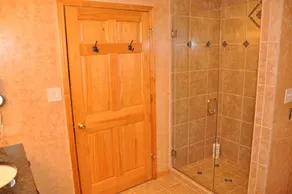 Northwoods Paradise on Keyes Lake sleeps 12 - Image 3