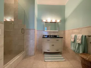 Luxury Ocean View Villa, Stunning Views, 5 minutes to Beaches - Image 2