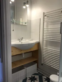 Charentaise Avec Piscine à 25 Minutes des Plages - Image 2