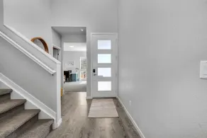 Calm & Cozy 3 Bedroom - Manhattan Beach Inspired Home - Image 2