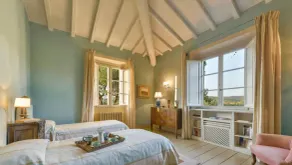 Luxury villa at 15 minutes driving from the seaside - Image 5