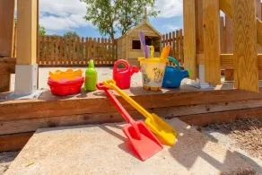 Ideale Ferienfinca für Familien mit Kindern, einzäunbarer Pool und Spielplatz - Image 3