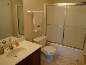 Lakefront Condo 4109 Towers! Walkin Level, Elevators! Indoor/Outdoor Pools! - Image 2