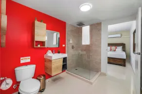 3BR2BA Condo w/  Exclusive PrivateRoof Deck & Pool - Image 4