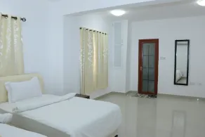 Loban Hotel Apartment - Image 4