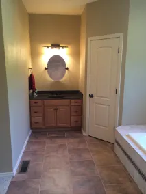 Nouvelle propriété au bord du lac parfaite pour toute la famille - Image 3