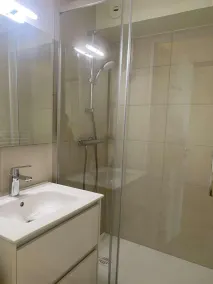 300m from ski lifts, 3rd floor, tv, ski locker, 23m², Alpe d'Huez - Image 2