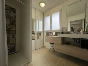 Maison rénovée proche mer avec terrasse, parking privé et wifi à Barbâtre - Image 2