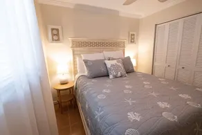 LOCATION!! Cabana just steps from the beach! - Image 5