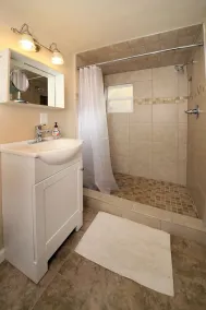 2024 Remodeled Creekside Cabin Steps to Downtown Manitou Springs Lic#9244 - Image 2