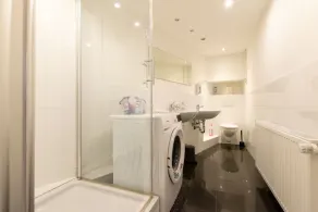 Representative City Villa - Image 4
