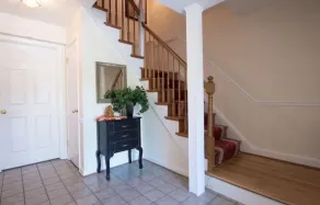 Lux 4BR House-Mins to DC-Free Parking - Image 2