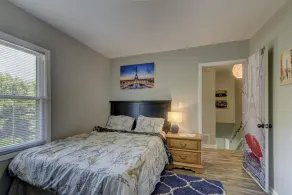 Charm Near Omaha Downtown: 4-Bed, 2-Bath Gem - Image 5