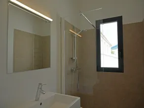 Moradia de luxo com piscina privada aquecida em domínio em Malaucène, perto do Mont Ventoux - Image 4