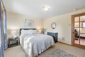 Cozy condo within walking distance to downtown Coeurdalene and the lake  - Image 5