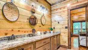 Arcade Table | Fire Pit | Outdoor TV | Hot Tub - Image 4