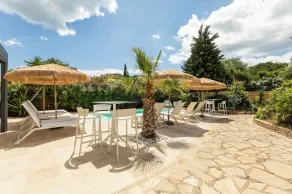 Villa avec barbecue et piscine privée - Image 4