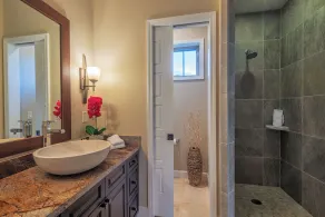 Belle maison de 4 chambres, piscine privée, 10 personnes! - Image 3