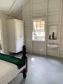 Bathsheba, 4 Bedroom Oceanside Family Getaway. Walk to beach and Soup Bowl. - Image 2