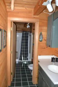 Log Cabin Buck Falls - Chalet Retreat - Image 3