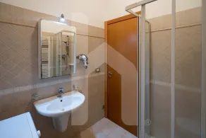 Holiday Rendez Vous 14 - Ground apartment with balcony and side sea view - Image 3