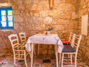 Rural House for 2 With Private Pool, Outdoor Kitchen, Fenced Garden & Sea View - Image 3