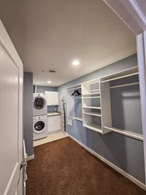 Apartment Suite Penthouse located at hotel on Madison's east side! - Image 2