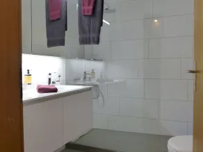 Dejlig lejlighed for 6 gæster med WIFI, TV, balkon, kæledyr tilladt og panorama udsigt - Image 2