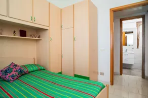 Holiday Home \"Vista Mare\" with Sea View, Private Terrace and Wi-Fi - Image 3